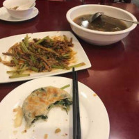 Wéi Fāng Cài Guǎn food