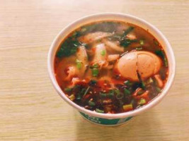 Lán Zhōu Niú Ròu Lā Miàn Dāo Xuē Miàn Qián Yáng Dōng Lù food
