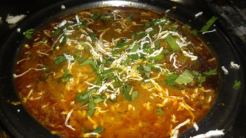 Dwarka Inn Savji Kitchen food