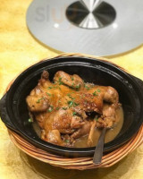 Wú Yuè Yī Hào Zhōng Cān Tīng food