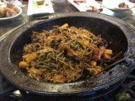 Xiāng Tǔ Jū Yù Huá Diàn food
