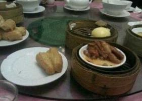 Chǐ Liú Xiāng Fàn Diàn Dà Liáng Diàn food