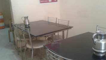 Samrudhi Cafe Family inside
