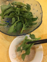 Hóng Wěi Dà Jiǔ Diàn food