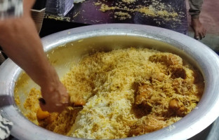 Kolkata Arsalan Biriyani, Khatra Branch food