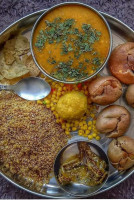 श्री महावीर जी शुद्ध शाकाहारी पवित्र भोजनालय food