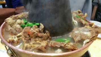 Lǎo Běi Jīng Tóng Huǒ Guō Yáng Xiē Zi food