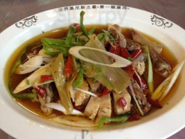 Pàng Lǎo Hàn Wū Lǔ Mù Qí Lǐ Yú Shān Lù Diàn food