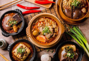 Xú Shī Fù Má Là Chòu Dòu Fǔ Má Là Guō food