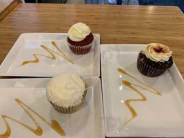 Anabia Cupcakery Cafe food