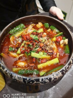 Dà Yā Lí Kǎo Yā Diàn Bàn Bì Diàn food