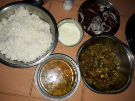 Nattukozhi Manpaanai Virundhu food