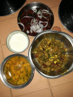Nattukozhi Manpaanai Virundhu food