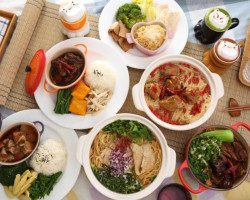 The Who Cafe Kuāng Yǐng Yǒng Kāng Diàn food