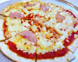 Pizza Pizza Macau food