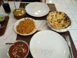 Curry Pot food