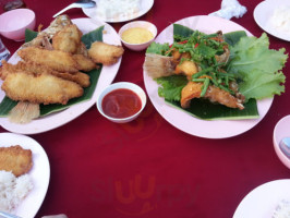 Muang Chod Fresh Fish food