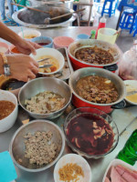 ลุงกี้ก๋วยเตี๋ยวเรือบางกร่าง food