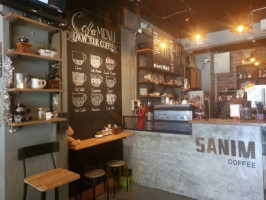 Sanim Coffee food