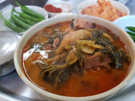 홍천뚝배기 food