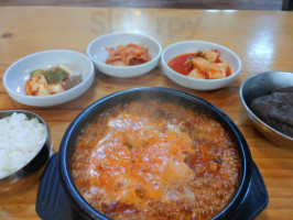 운암회관 food