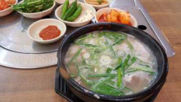 밀양인삼돼지국밥 food