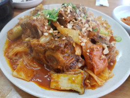 명동감자탕 food