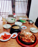 일출보리밥 food