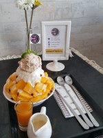 Sweet House Bingsu food