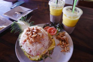 Walk In Chiangmai Cafe Bistro food