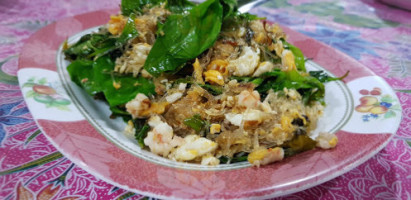 Krua Bai Toey food