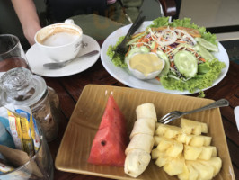 Sala Cafe’ food