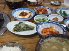 삼천포추어탕 food