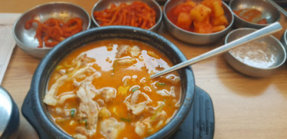 강창구찹쌀진순대 본점 food