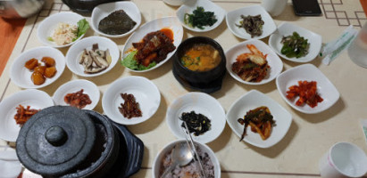 예산식당 food