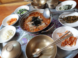 전통묵집식당 food