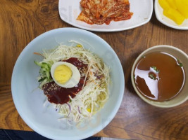 안성칼국수 food