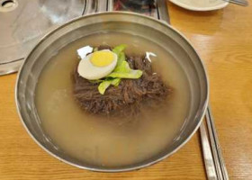 뚱보냉면 food