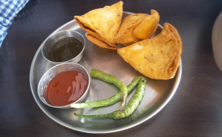 Pancharatn Misal House food