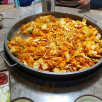 칠점오닭갈비 food