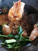Baan Kai Bae Seafood inside