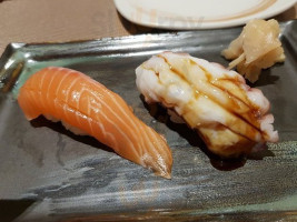 Shinsoko Sushi food