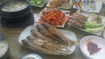 예가원 food