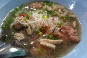 ก๋วยจั๊บ 99 food