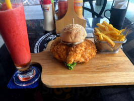 Pirate Bay Cafe food