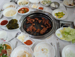 황소왕갈비 food