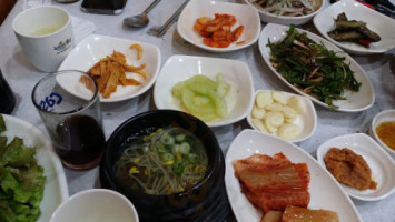 녹황우식당 food