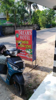 Dreams food