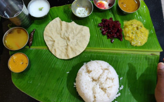 Gomathy Pathrapuliyur food