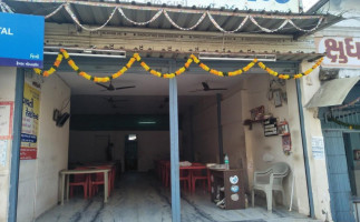 Bhagwati Restourent inside